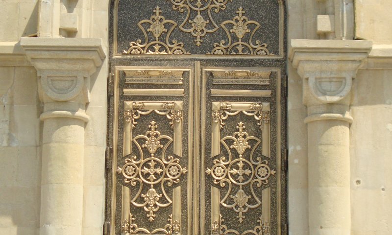 Qapılar